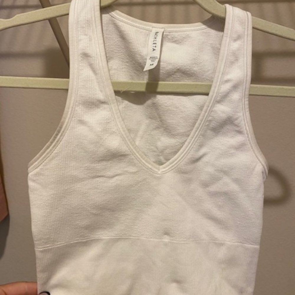 Athleta White Ribbed Athletic V-Neck Tank